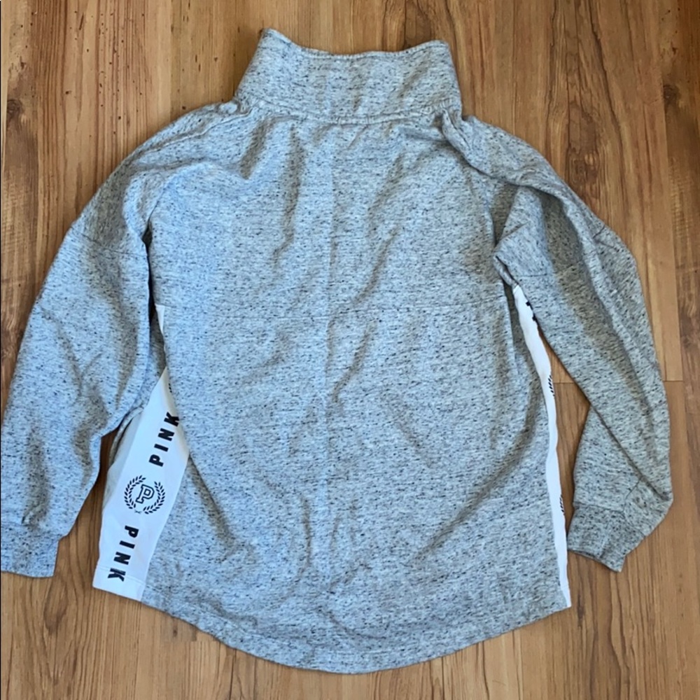 Sweatshirt - Picture 2 of 3